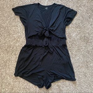 NWT LOFT Black Summer Jumper Romper Tie Top Large